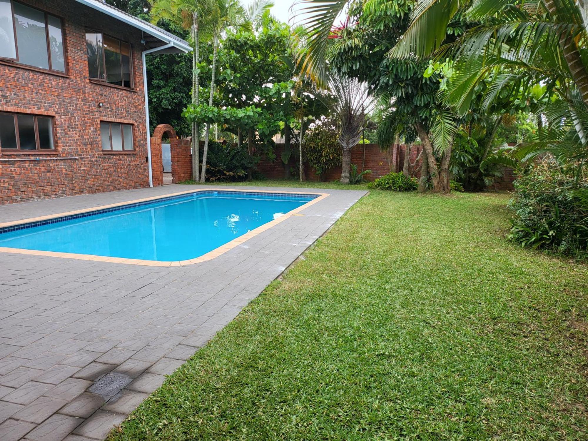 Emangunini Guest House Richards Bay Exterior photo